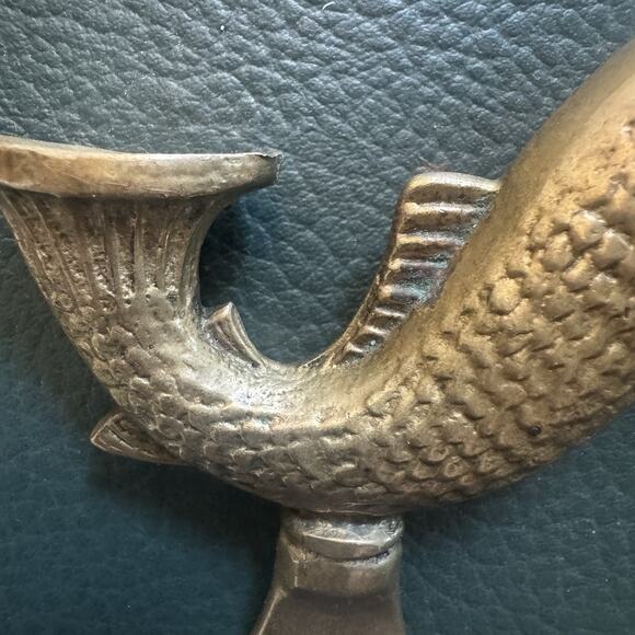 Vintage Italian Brass Fish Dual Bottle Opener Solid Angler Detail Scales Barware - Picture 2 of 16